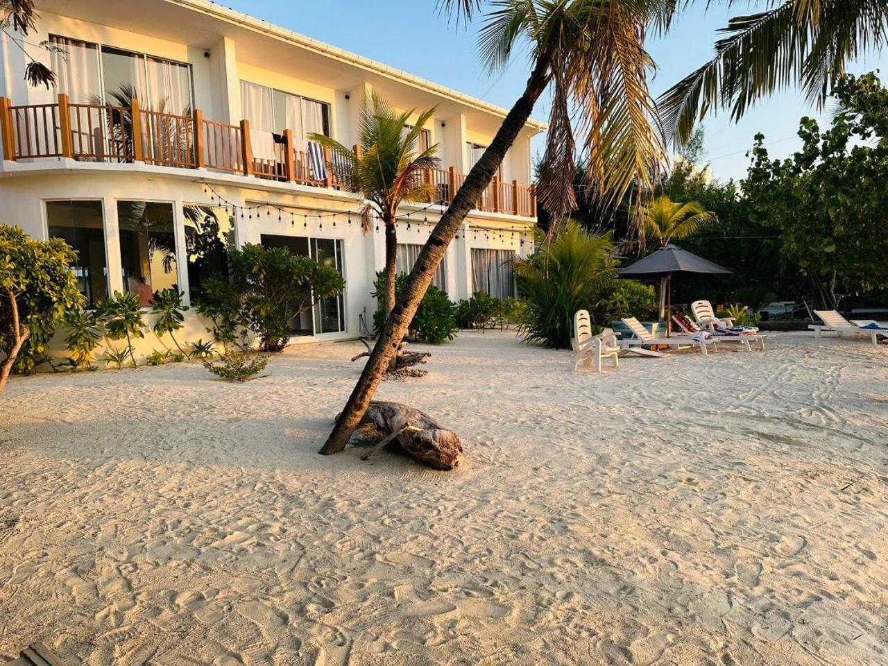 The Sunset Villa Dhiffushi Exterior photo