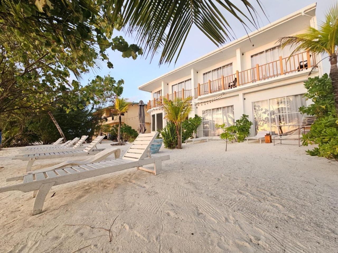 The Sunset Villa Dhiffushi Exterior photo